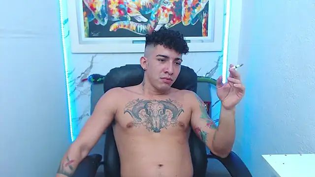 Snapshot of targuerian22 chatting on September 25, 2025, 11:55 pm targuerian22 online show from September 25, 2025, 11:55 pm