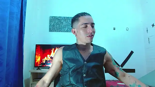 Snapshot of targuerian22 chatting on January 16, 2025, 8:22 am targuerian22 online show from January 16, 2025, 8:22 am