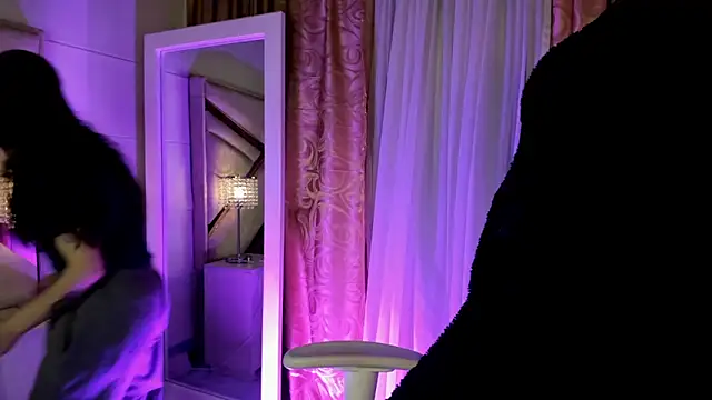 hanna  azumi online show from February 11, 2025, 3:18 am