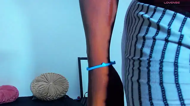 edwin mosquera1 online show from September 26, 2025, 4:19 am