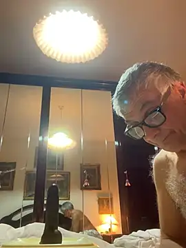 Snapshot of 4n4l1zz4m1 chatting on March 17, 2025, 8:51 pm 4n4l1zz4m1 online show from March 17, 2025, 8:51 pm