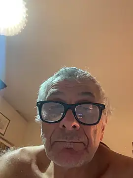 Snapshot of 4n4l1zz4m1 chatting on March 16, 2025, 8:54 pm 4n4l1zz4m1 online show from March 16, 2025, 8:54 pm