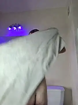 Snapshot of lit702 chatting on October 12, 2025, 5:42 am lit702 online show from October 12, 2025, 5:42 am