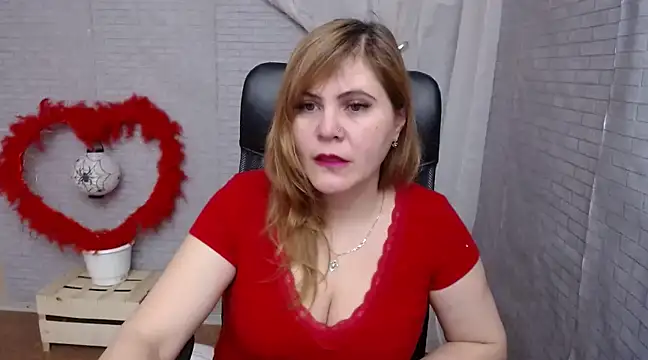 DaniellaKiss online show from February 17, 2025, 11:33 pm