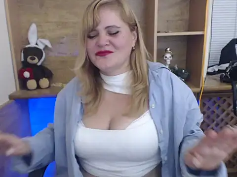 DaniellaKiss online show from October 10, 2025, 2:40 pm