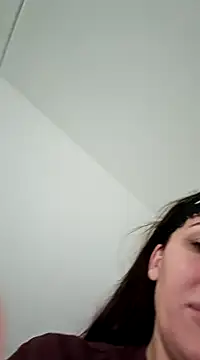 Snapshot of Liilii22 chatting on February 10, 2025, 12:08 pm Liilii22 online show from February 10, 2025, 12:08 pm