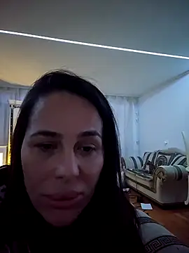 Snapshot of Liilii22 chatting on December 1, 2024, 10:48 pm Liilii22 online show from December 1, 2024, 10:48 pm