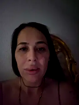 Snapshot of Liilii22 chatting on December 7, 2024, 11:51 pm Liilii22 online show from December 7, 2024, 11:51 pm