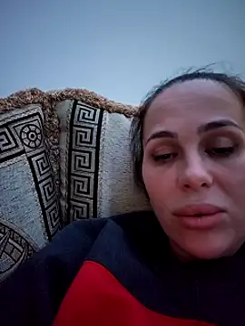 Snapshot of Liilii22 chatting on January 7, 2025, 3:44 pm Liilii22 online show from January 7, 2025, 3:44 pm