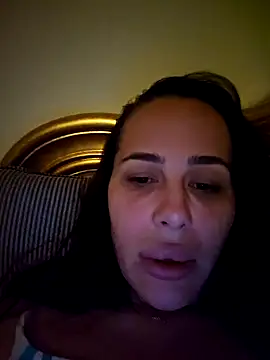 Snapshot of Liilii22 chatting on January 10, 2025, 1:32 am Liilii22 online show from January 10, 2025, 1:32 am