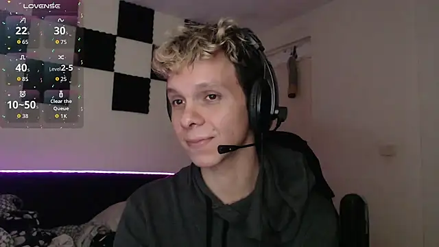 Snapshot of bryamado69 chatting on October 8, 2025, 3:08 am bryamado69 online show from October 8, 2025, 3:08 am