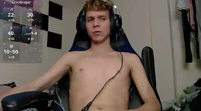 Snapshot of bryamado69 chatting on March 10, 2025, 6:49 am bryamado69 online show from March 10, 2025, 6:49 am