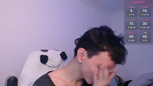 bryamado69 online show from March 11, 2026, 6:24 pm