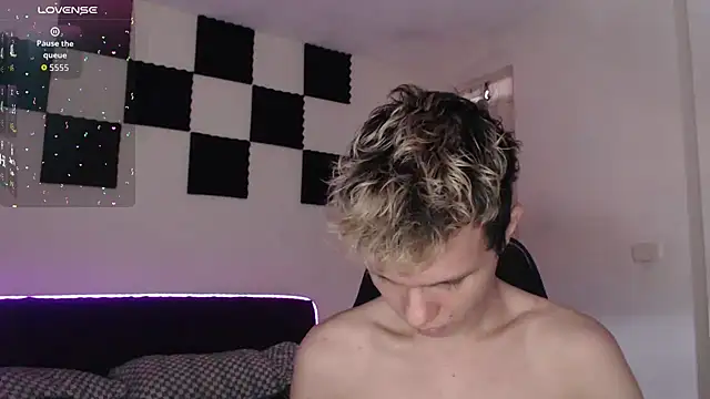 Snapshot of bryamado69 chatting on September 27, 2025, 3:40 pm bryamado69 online show from September 27, 2025, 3:40 pm