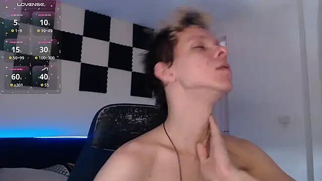 Snapshot of bryamado69 chatting on October 24, 2025, 2:49 pm bryamado69 online show from October 24, 2025, 2:49 pm