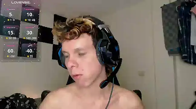 Snapshot of bryamado69 chatting on March 21, 2025, 5:32 am bryamado69 online show from March 21, 2025, 5:32 am