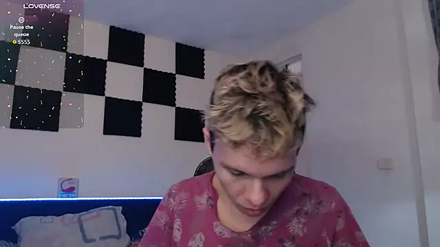 Snapshot of bryamado69 chatting on September 8, 2025, 3:22 pm bryamado69 online show from September 8, 2025, 3:22 pm