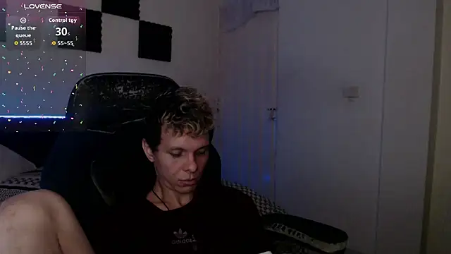 Snapshot of bryamado69 chatting on October 16, 2025, 3:59 am bryamado69 online show from October 16, 2025, 3:59 am