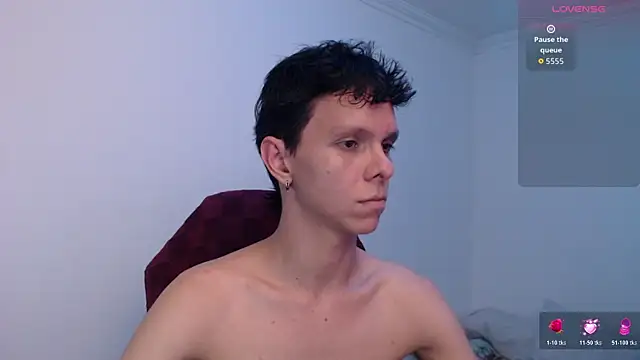 bryamado69 online show from April 2, 2026, 4:46 pm