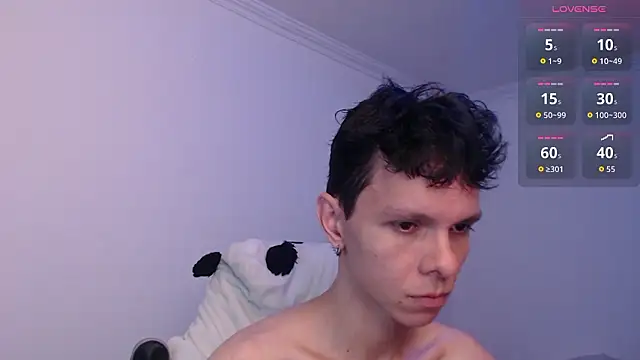 bryamado69 online show from March 17, 2026, 12:41 pm