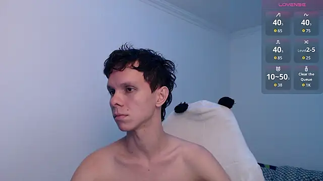 bryamado69 online show from March 23, 2026, 8:36 am