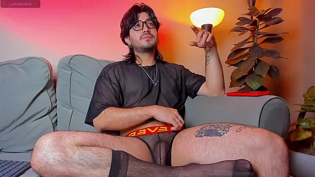 Ackerman Eren  online show from September 19, 2025, 10:08 am