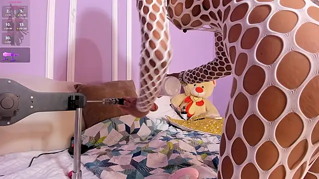 Antonellasmith00 online show from February 26, 2025, 10:47 pm