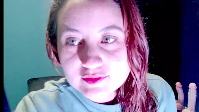zoe jones3 online show from March 18, 2025, 11:31 pm
