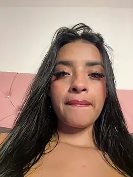 Laura fernandezII online show from February 27, 2025, 3:51 am