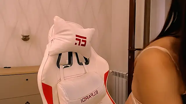 Snapshot of Ann__Cute chatting on September 26, 2025, 5:25 am Ann  Cute online show from September 26, 2025, 5:25 am