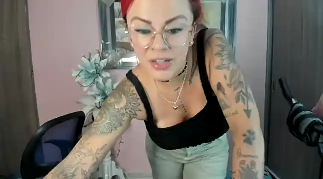 KAROL MILF online show from January 14, 2025, 12:54 am