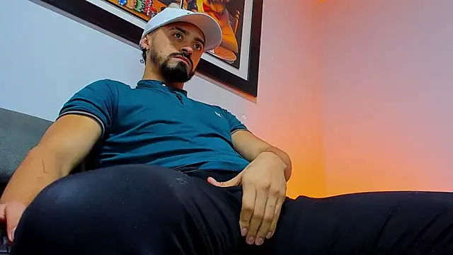 MAXIMUS MASTE3 online show from October 26, 2025, 8:09 pm