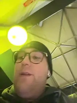 ErPumas126 online show from December 2, 2024, 7:33 pm