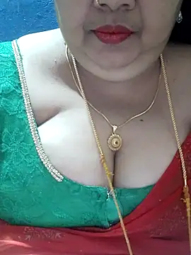 Snapshot of tamilthanushri chatting on September 26, 2025, 7:15 am tamilthanushri online show from September 26, 2025, 7:15 am