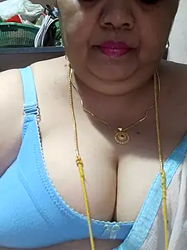 Snapshot of tamilthanushri chatting on October 5, 2025, 8:43 pm tamilthanushri online show from October 5, 2025, 8:43 pm