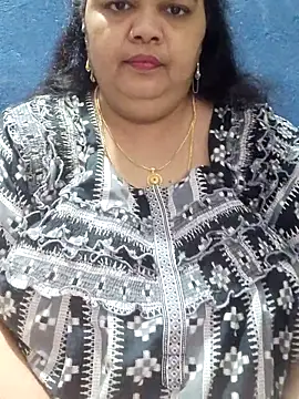 Snapshot of tamilthanushri chatting on September 22, 2025, 6:52 am tamilthanushri online show from September 22, 2025, 6:52 am