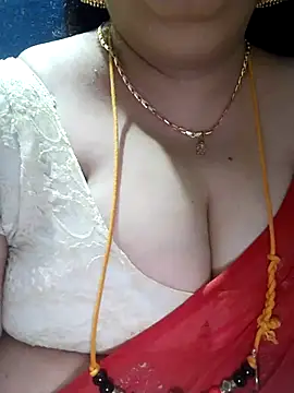 Snapshot of tamilthanushri chatting on October 31, 2025, 3:52 pm tamilthanushri online show from October 31, 2025, 3:52 pm