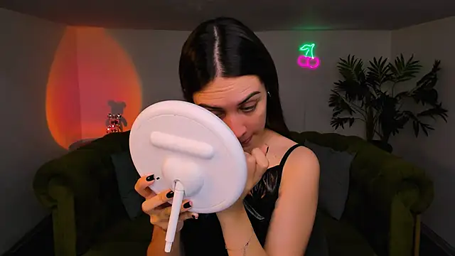 Snapshot of _shyy_girl chatting on October 2, 2025, 6:06 am  shyy girl online show from October 2, 2025, 6:06 am