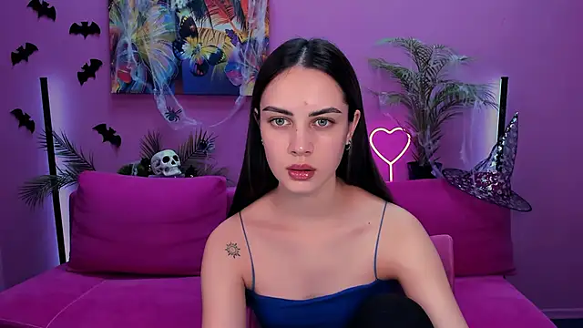 Snapshot of _shyy_girl chatting on November 4, 2025, 6:28 am  shyy girl online show from November 4, 2025, 6:28 am