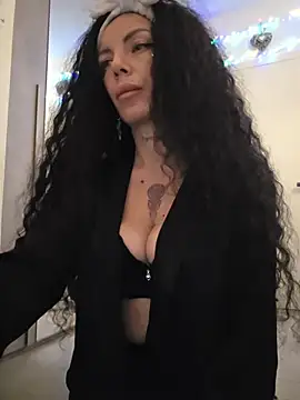 Snapshot of cicciolina chatting on January 12, 2026, 12:56 pm cicciolina online show from January 12, 2026, 12:56 pm