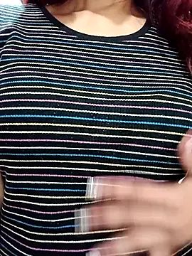 Snapshot of KITTEN-10 chatting on September 19, 2025, 2:15 am KITTEN-10 online show from September 19, 2025, 2:15 am