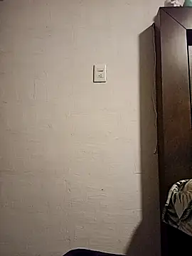 Snapshot of KITTEN-10 chatting on September 27, 2025, 3:01 am KITTEN-10 online show from September 27, 2025, 3:01 am