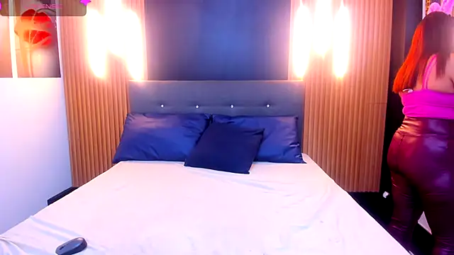 Snapshot of VickyJohnson1 chatting on October 22, 2025, 8:41 pm VickyJohnson1 online show from October 22, 2025, 8:41 pm