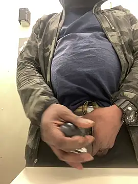 SukItSlo444 online show from March 12, 2026, 6:23 pm