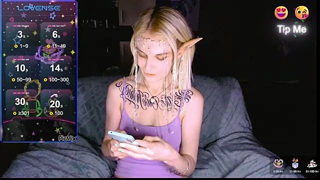 mischellemeow13 online show from October 4, 2025, 6:04 am