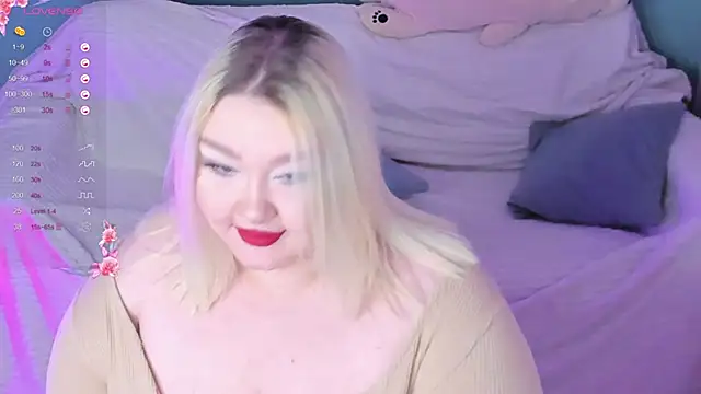 LilyBelll online show from February 15, 2025, 4:45 pm