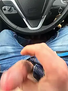 Titanhoott online show from January 10, 2026, 10:21 am