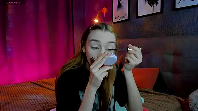 Lesi Moonie01 online show from October 27, 2025, 8:59 am