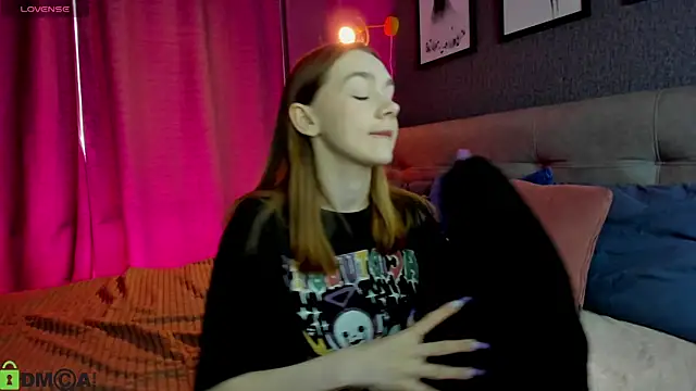 Lesi Moonie01 online show from March 22, 2026, 9:22 am