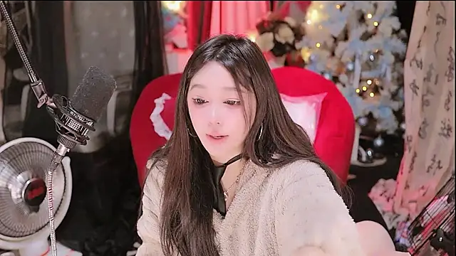 Missy Nana21 online show from February 2, 2026, 4:28 pm